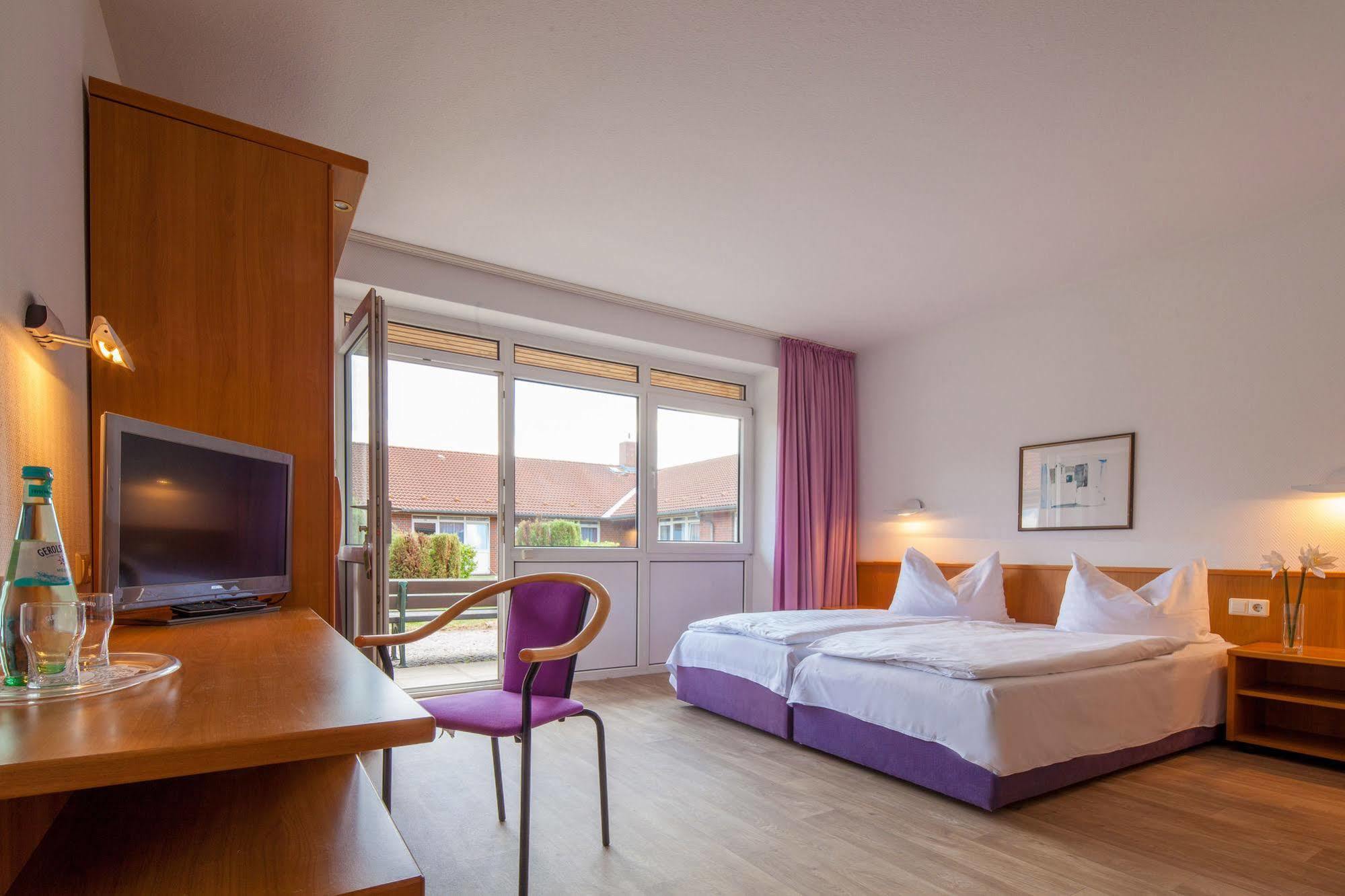 Motel Stralsund Ngoại thất bức ảnh