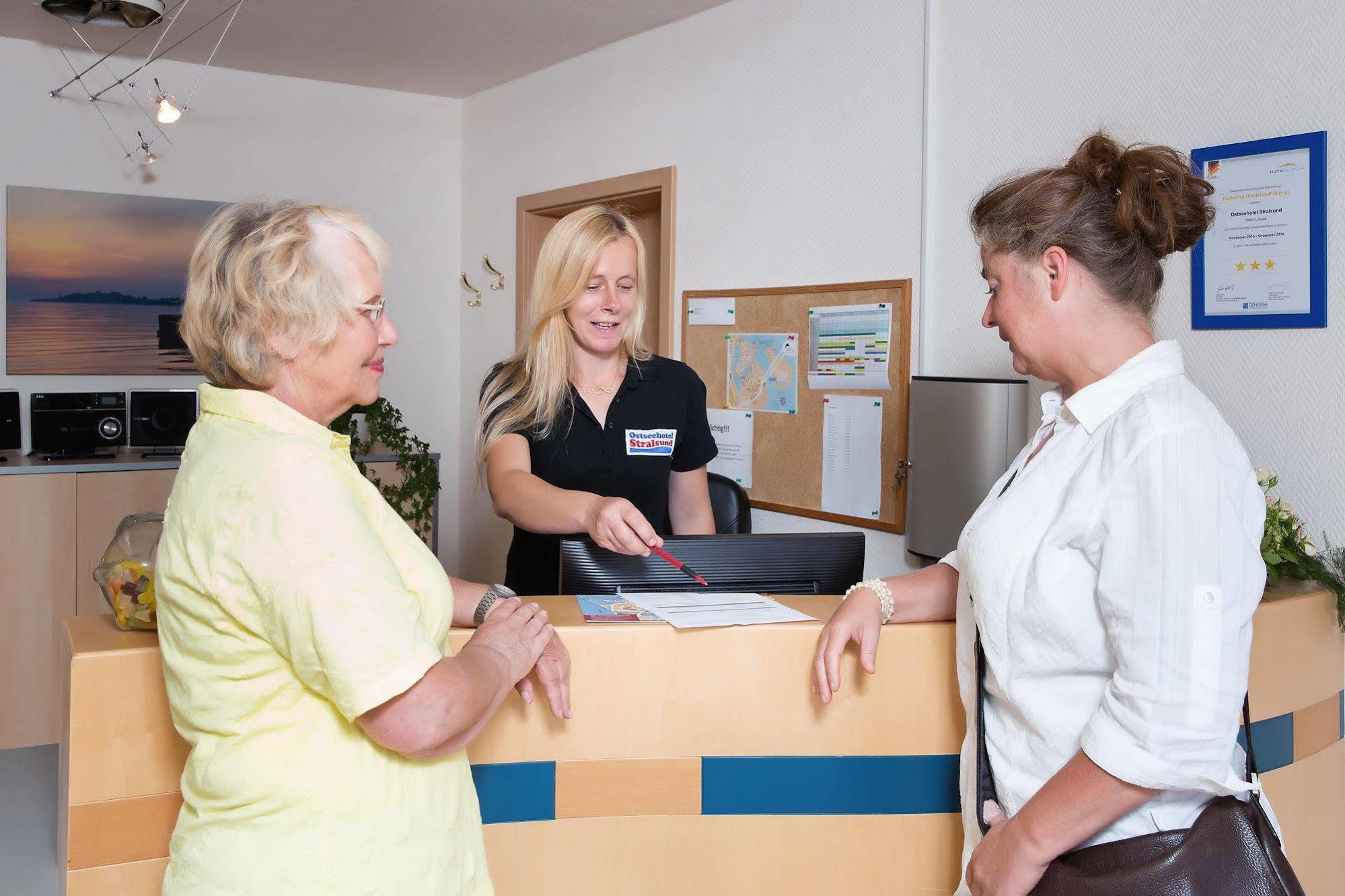 Motel Stralsund Ngoại thất bức ảnh