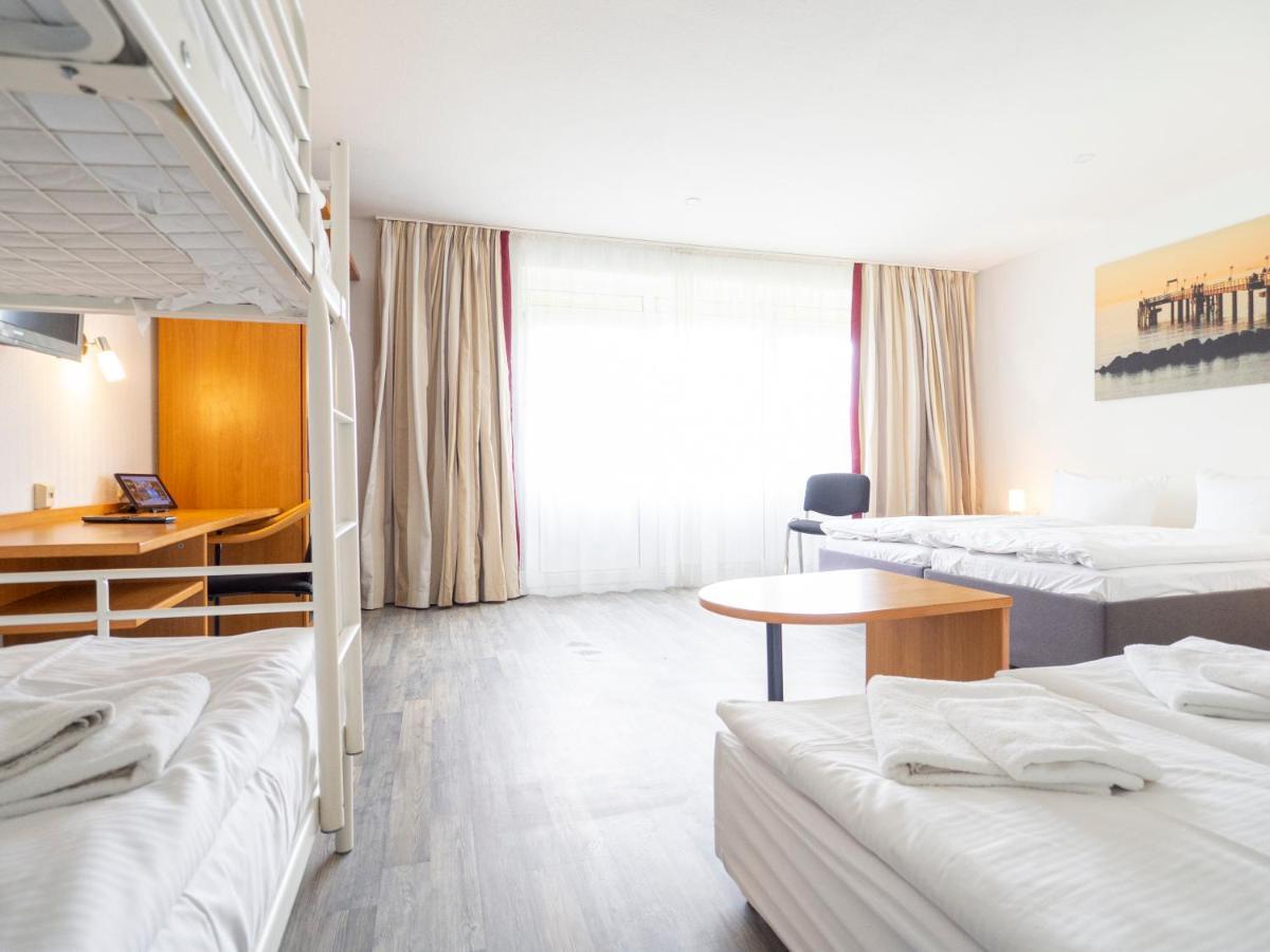 Motel Stralsund Ngoại thất bức ảnh